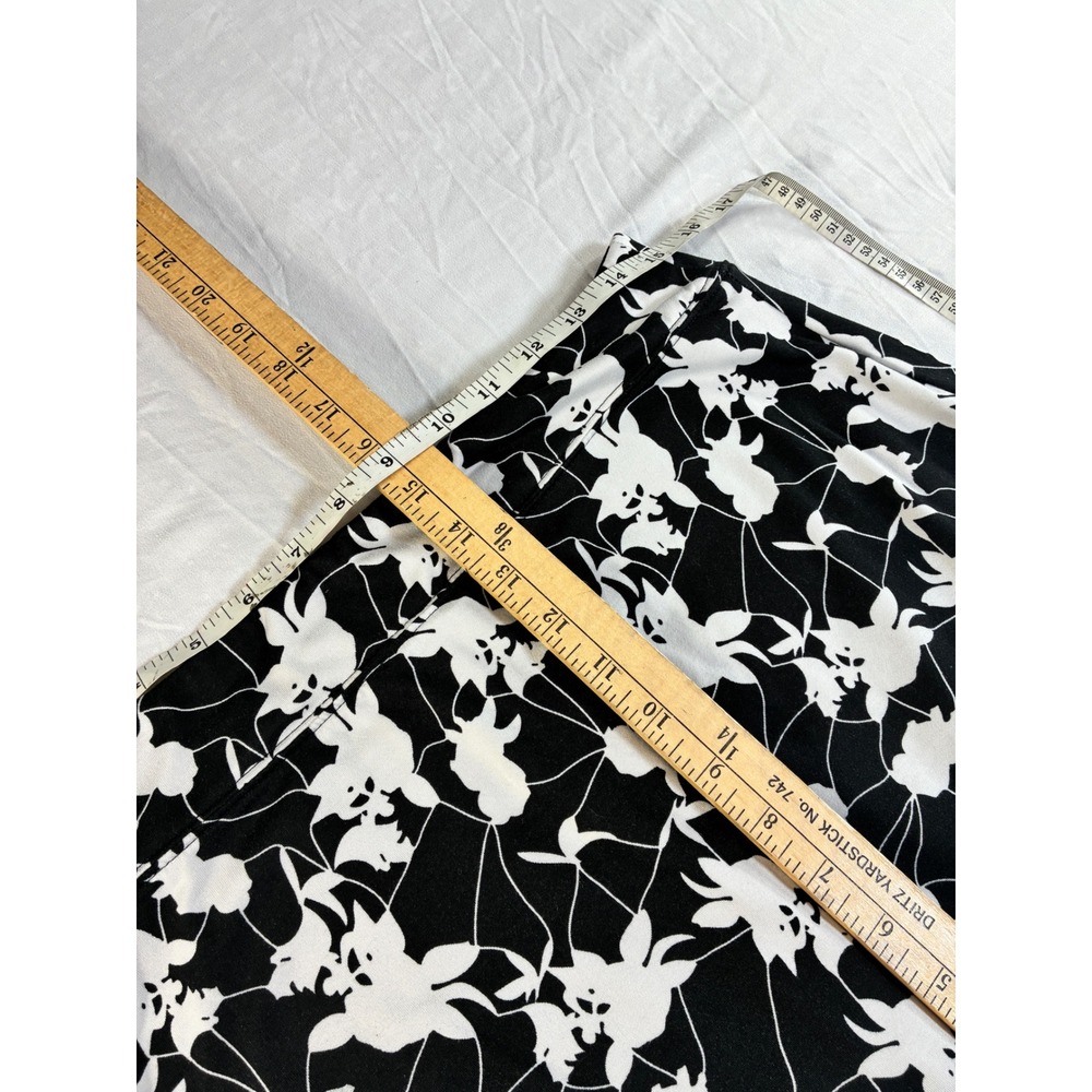 Tranquility Colorado Clothing Skort Black White Floral Print Medium Activewear - Picture 5 of 9